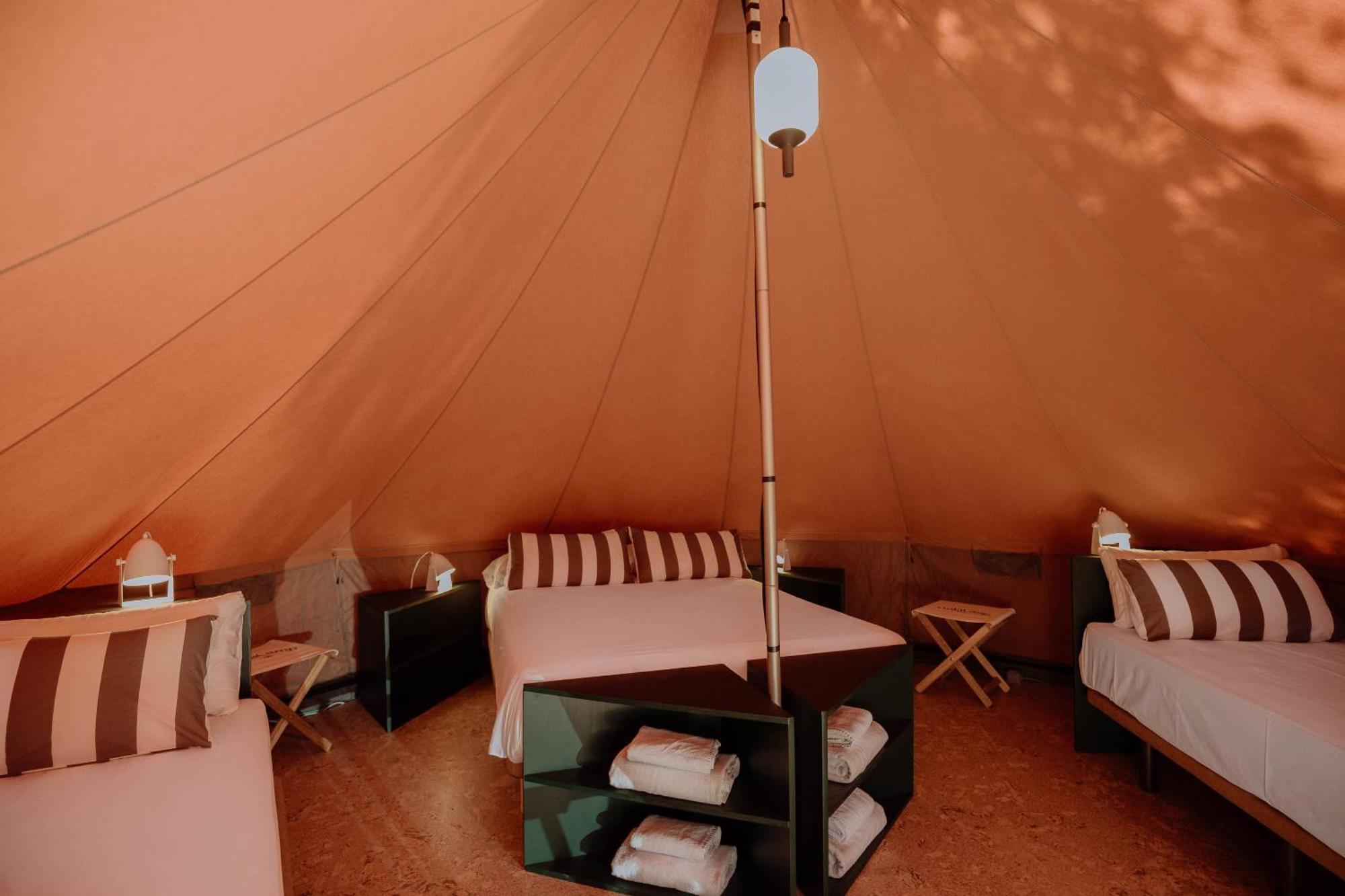 Holacamp Sitges Fun Hotell Eksteriør bilde